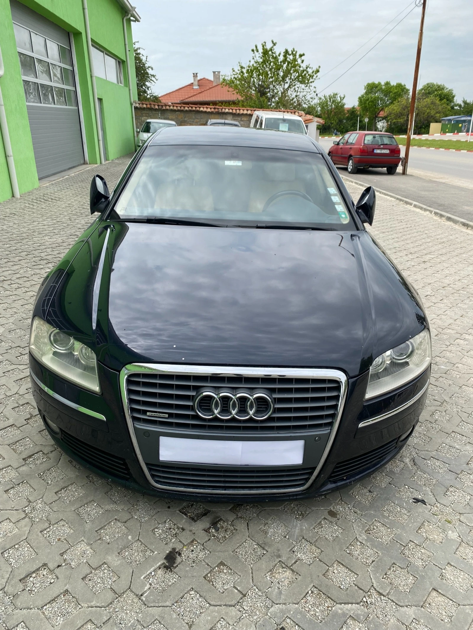 Audi A8 4.2TDI - изображение 2