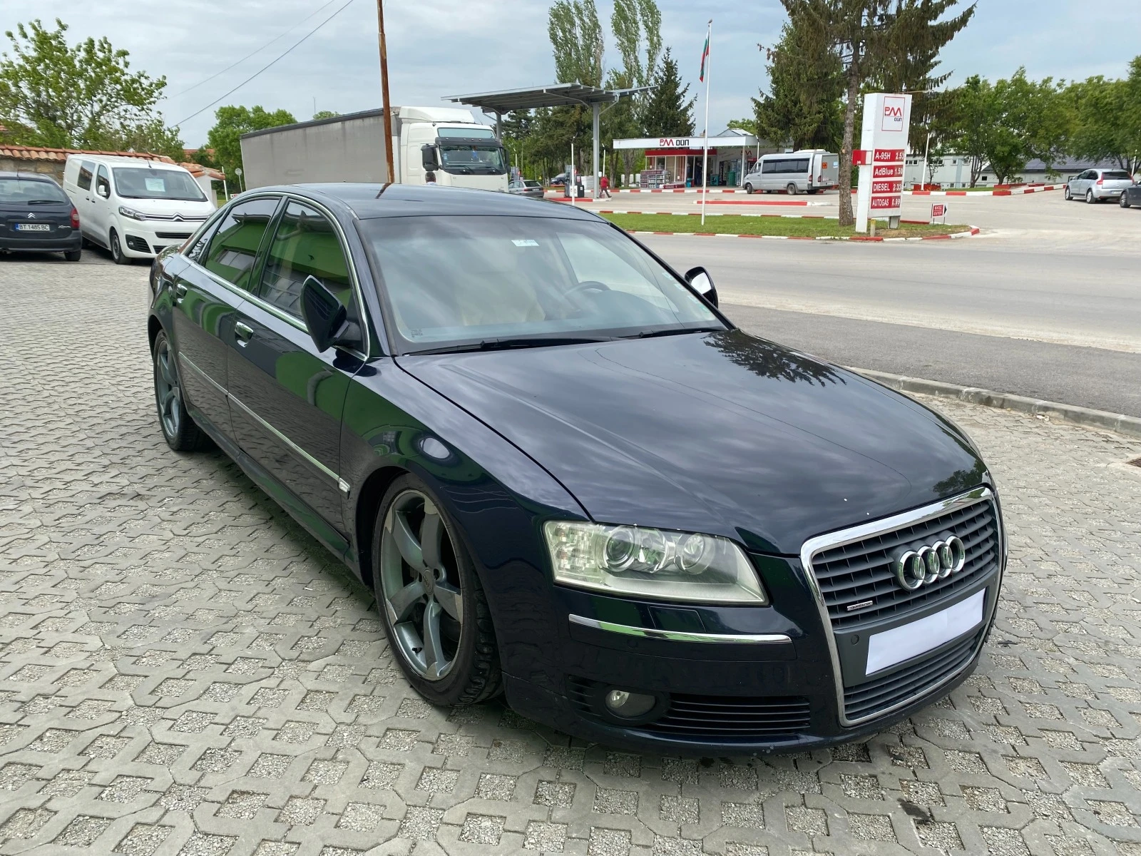 Audi A8 4.2TDI - изображение 8