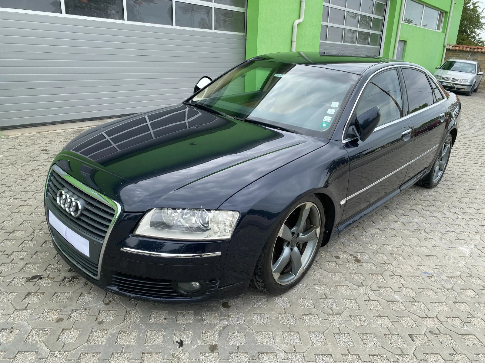 Audi A8 4.2TDI - изображение 3