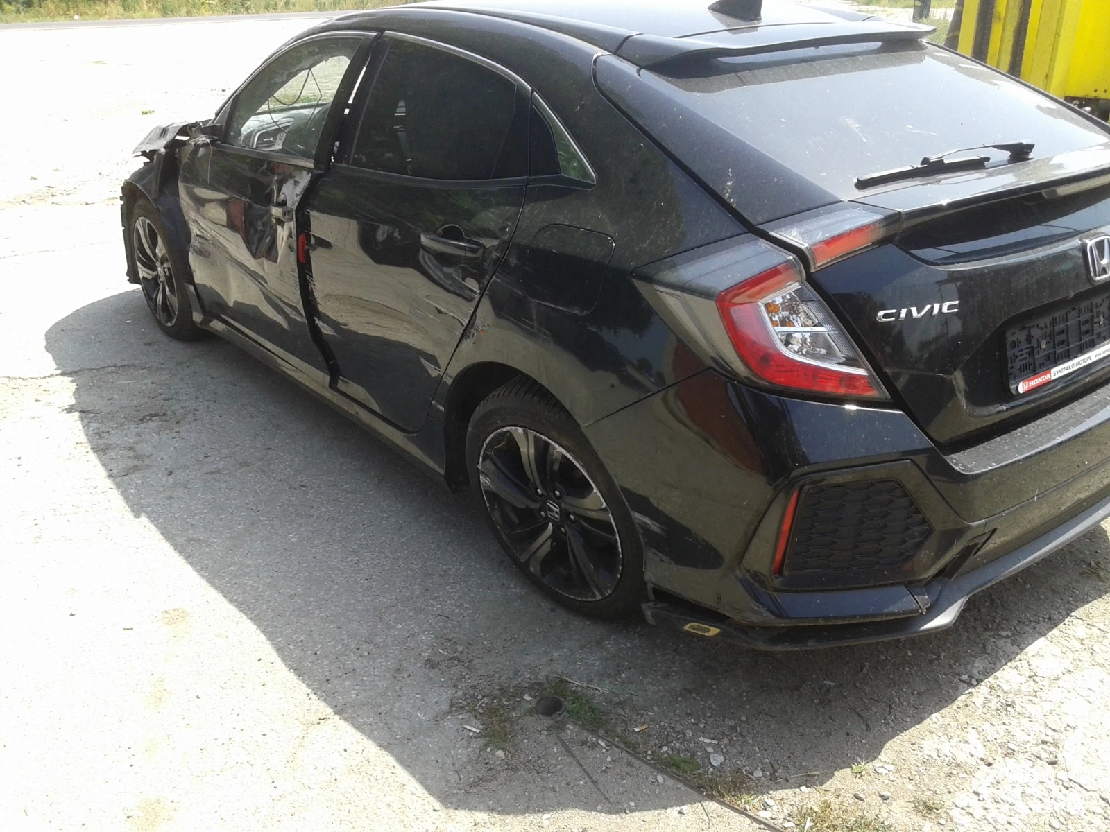 Honda Civic 1.6д - изображение 2