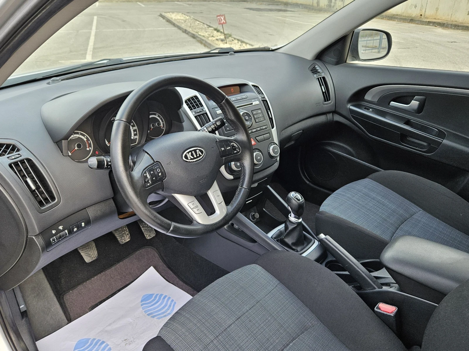 Kia Ceed 1.6 фейслифт  - изображение 9