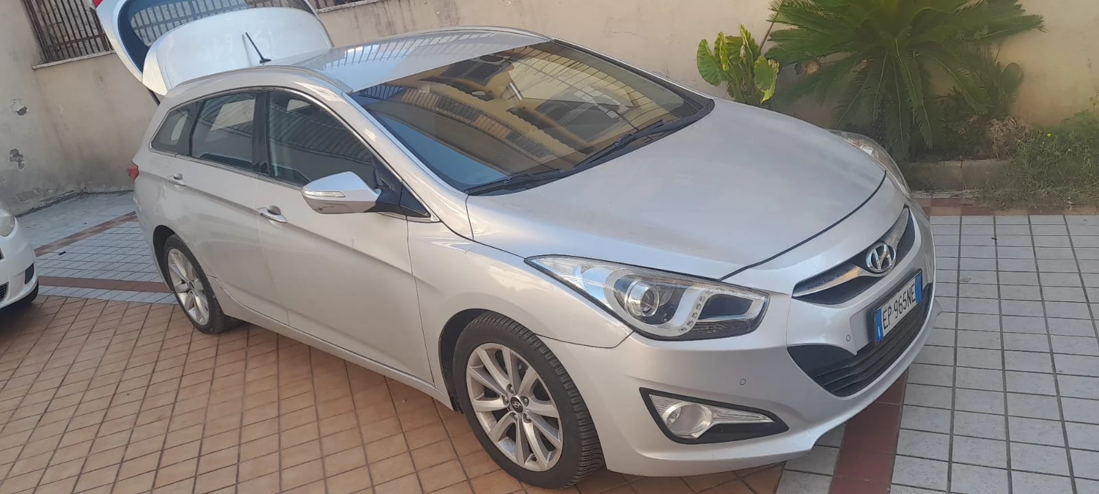 Hyundai I40 1.7 - изображение 3