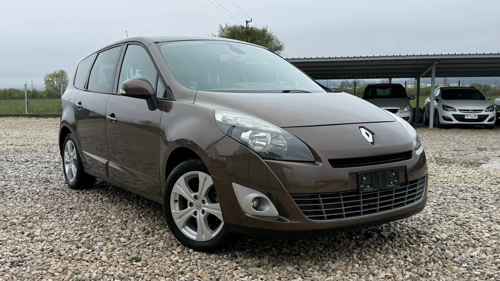 Renault Scenic 1.9DCI-131к.с.-EURO 5-ВНОС ИТАЛИЯ-7 места | Mobile.bg — изображение 1