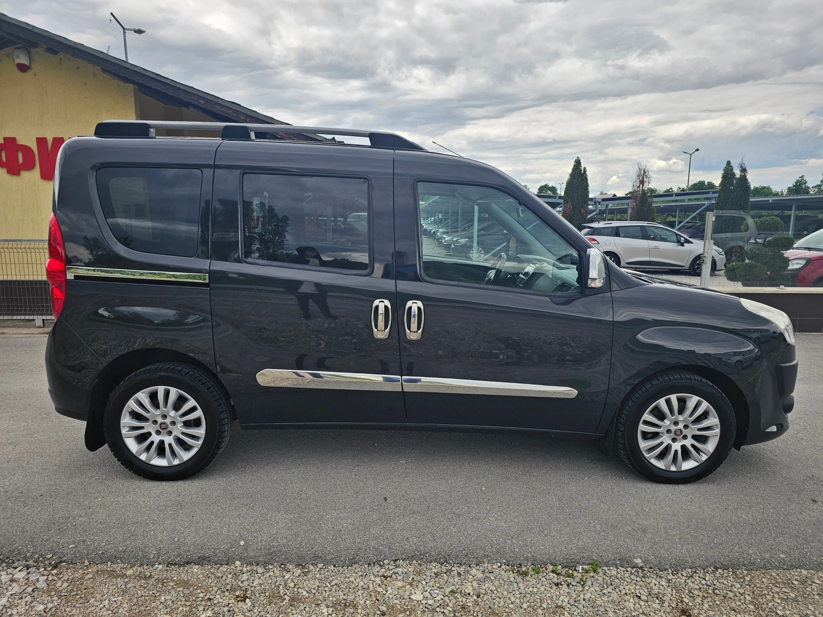 Fiat Doblo 2.0МULTIJET ! ! РЕАЛНИ КИЛОМЕТРИ ! !КЛИМАТРОНИК - изображение 6