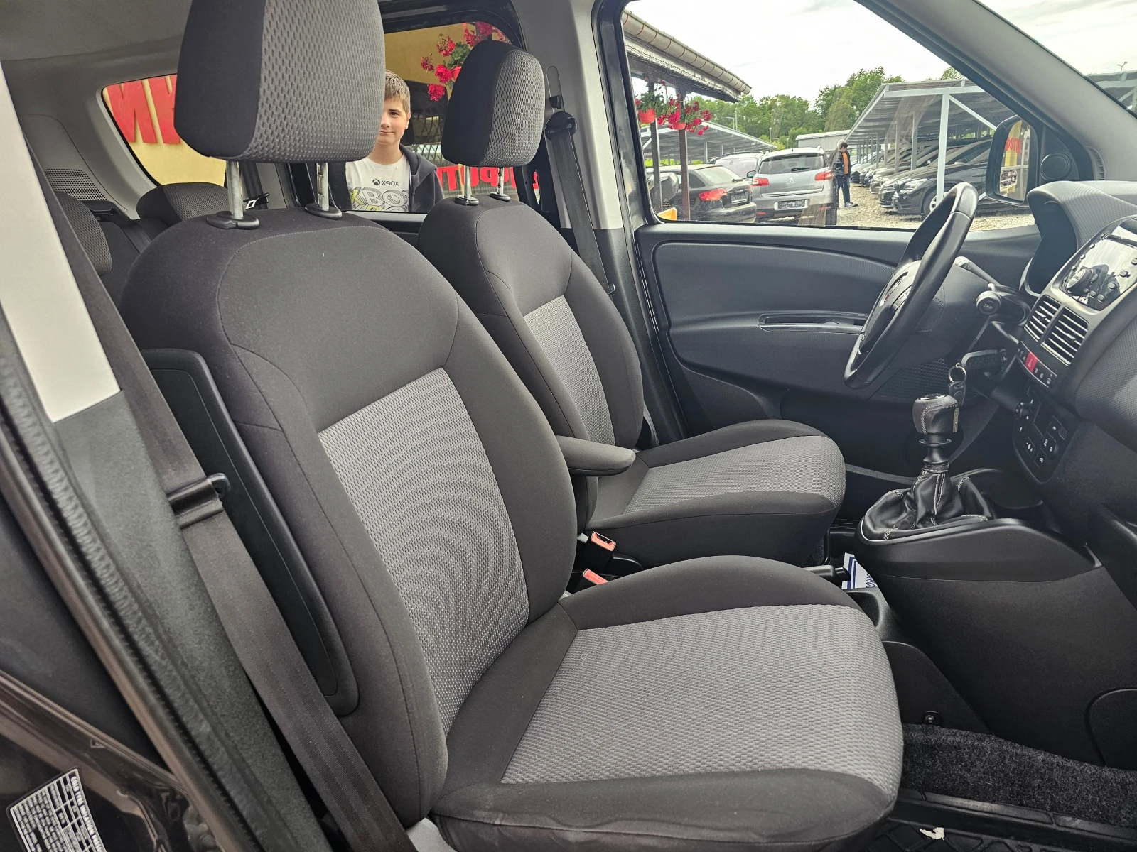 Fiat Doblo 2.0МULTIJET ! ! РЕАЛНИ КИЛОМЕТРИ ! !КЛИМАТРОНИК - изображение 10