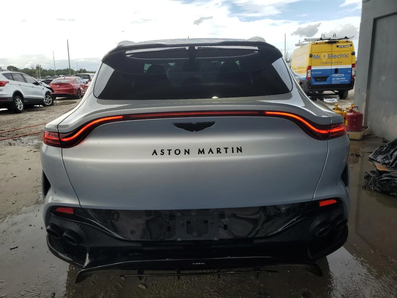 Aston Martin DBX * 707* * АвтоКредит*  - изображение 5