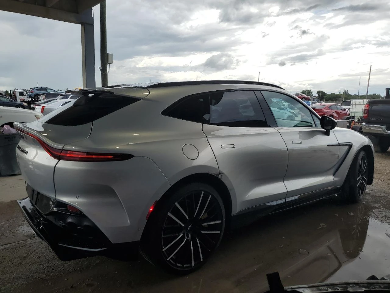 Aston Martin DBX * 707* * АвтоКредит*  - изображение 6