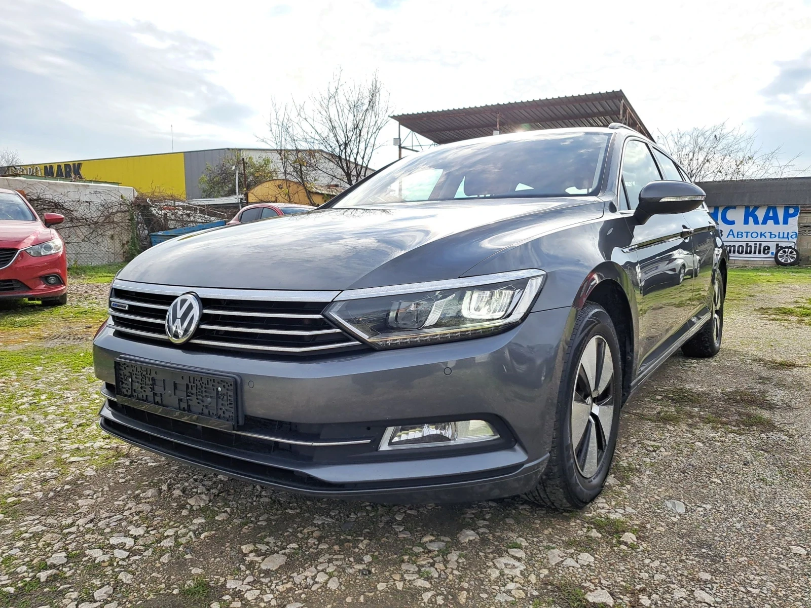 VW Passat 2.0 TDi Navi 220km | Mobile.bg   3
