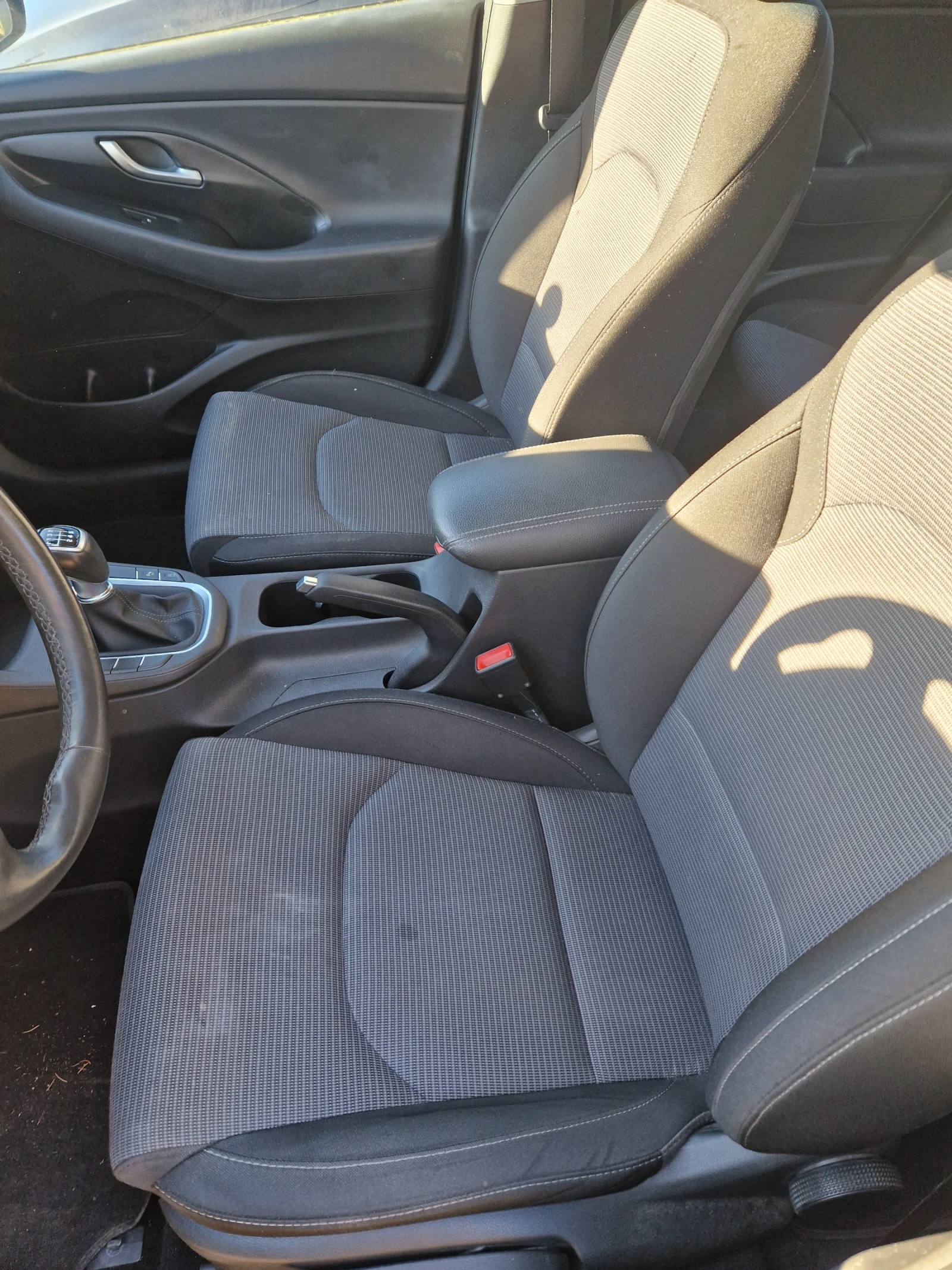 Hyundai I30 1.4  99 ���� | Mobile.bg � ����������� 13