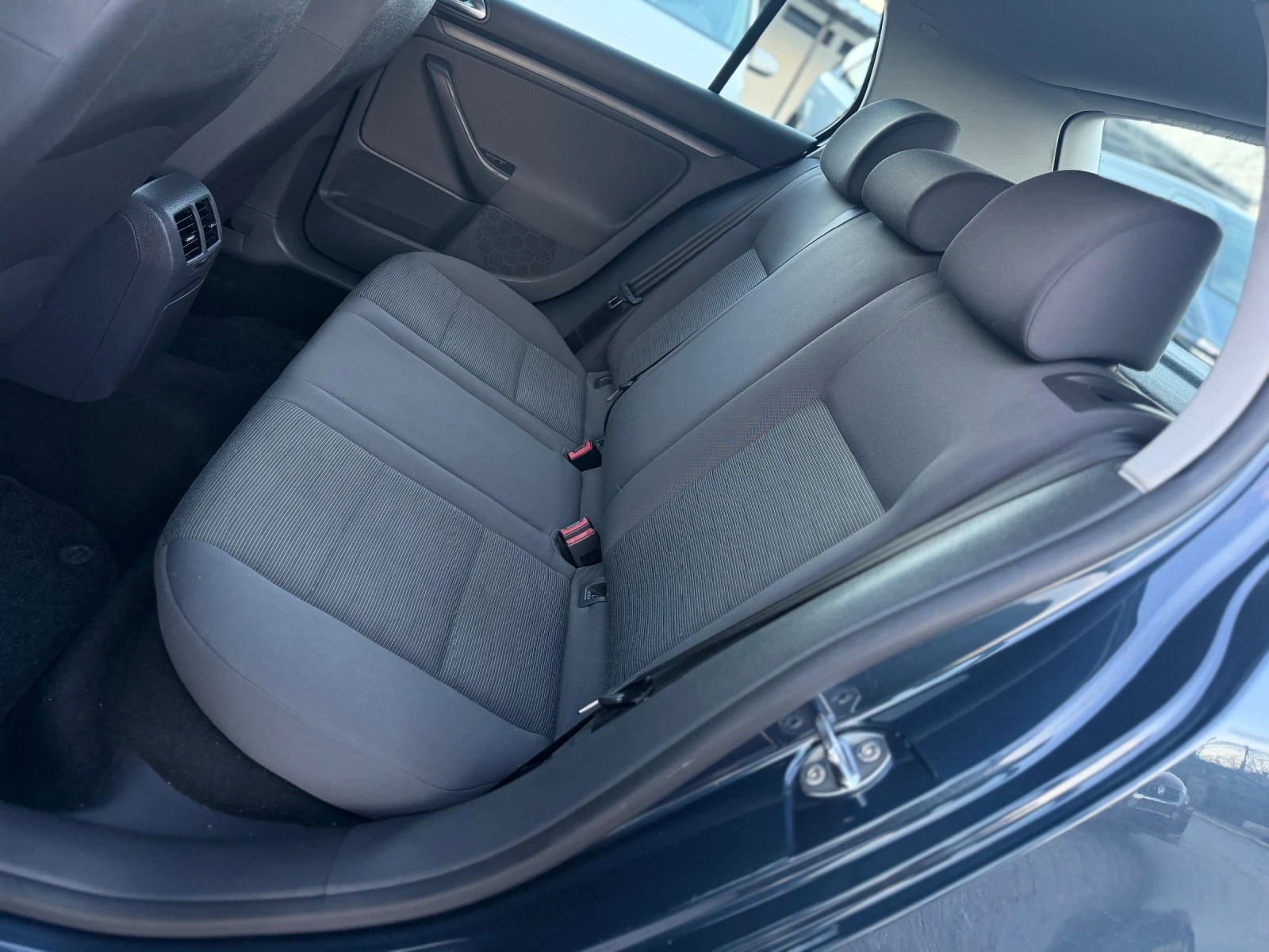 VW Golf 1.9TDI 105�� ���������-DSG ���� ����������� | Mobile.bg � ����������� 12