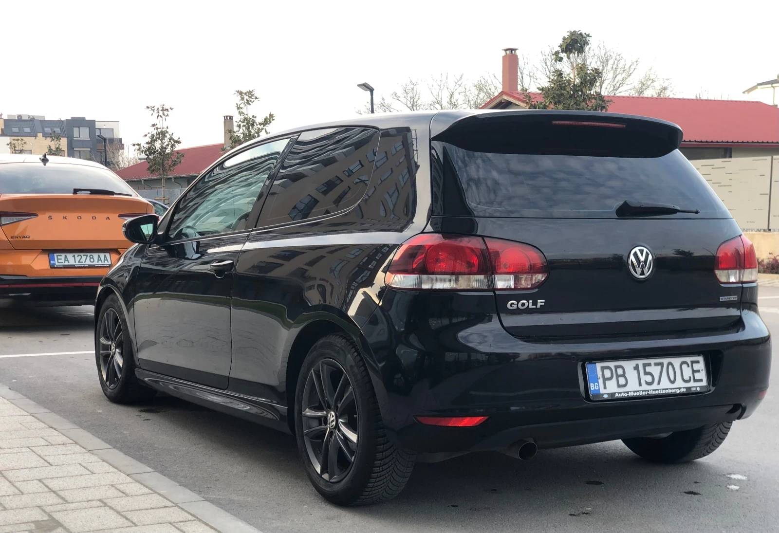 VW Golf 1.6/105тди, снимка 6 - Автомобили и джипове - 53712273