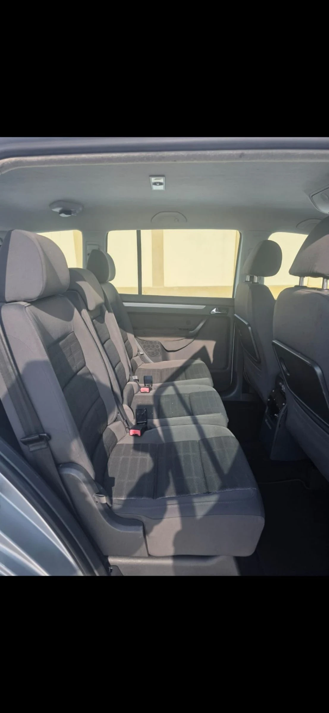 VW Touran 1.9 TDI, снимка 5 - Автомобили и джипове - 53850857