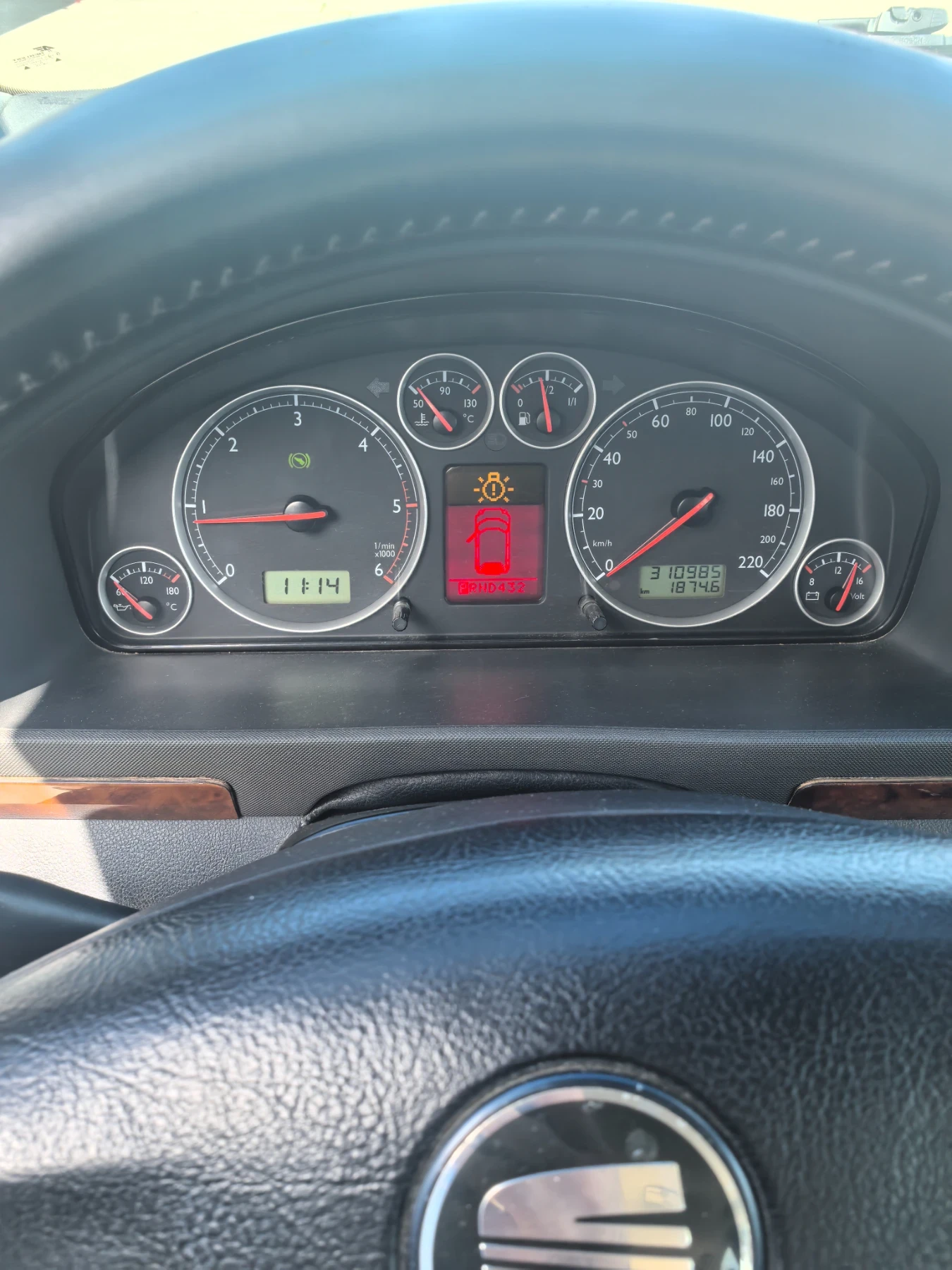 Seat Alhambra, снимка 12 - Автомобили и джипове - 54581274