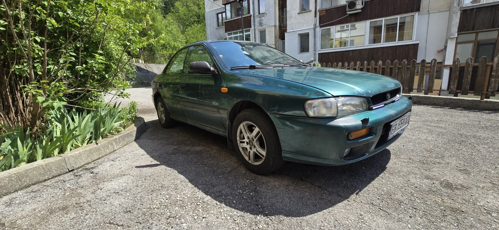 Subaru Impreza 1.8i , бензин/газ, снимка 6 - Автомобили и джипове - 54663598