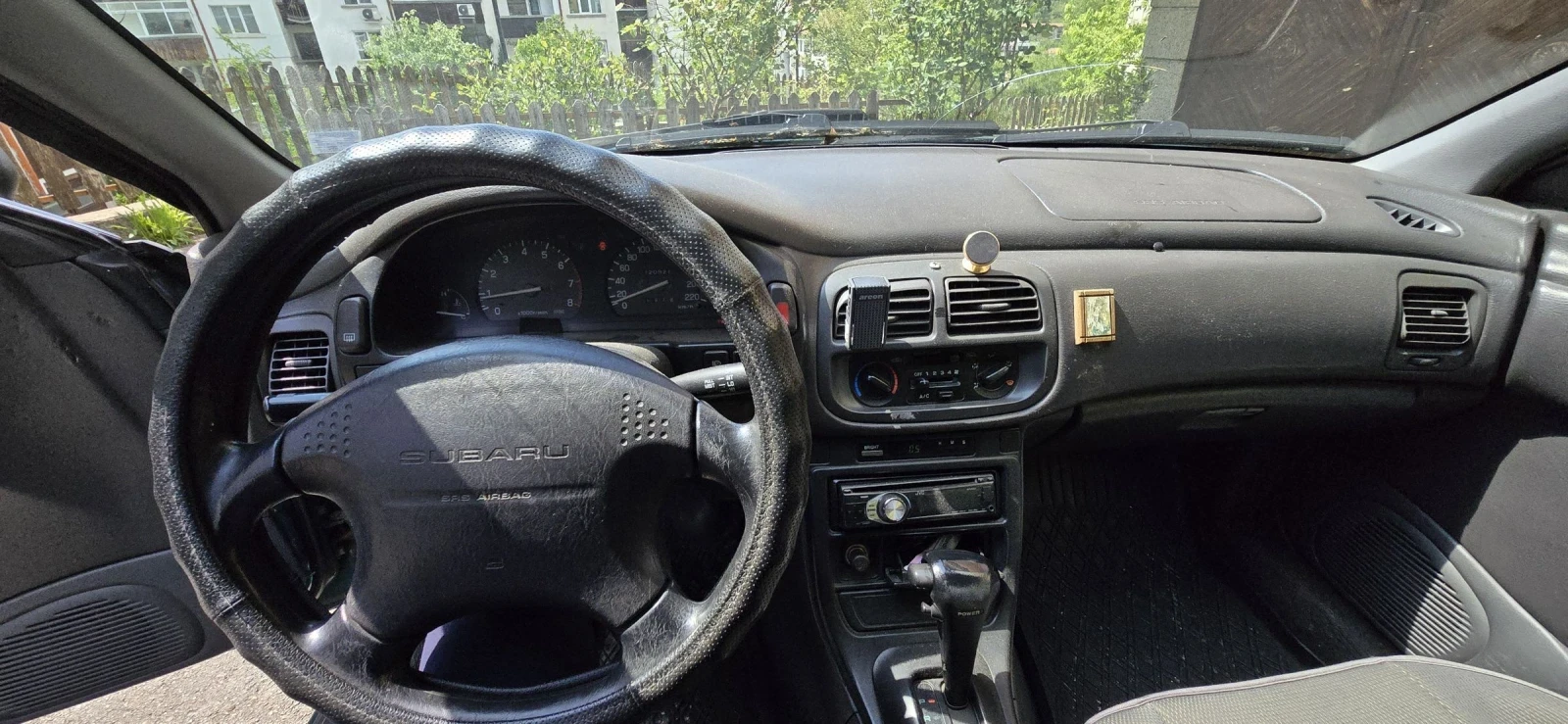 Subaru Impreza 1.8i , бензин/газ, снимка 10 - Автомобили и джипове - 54663598