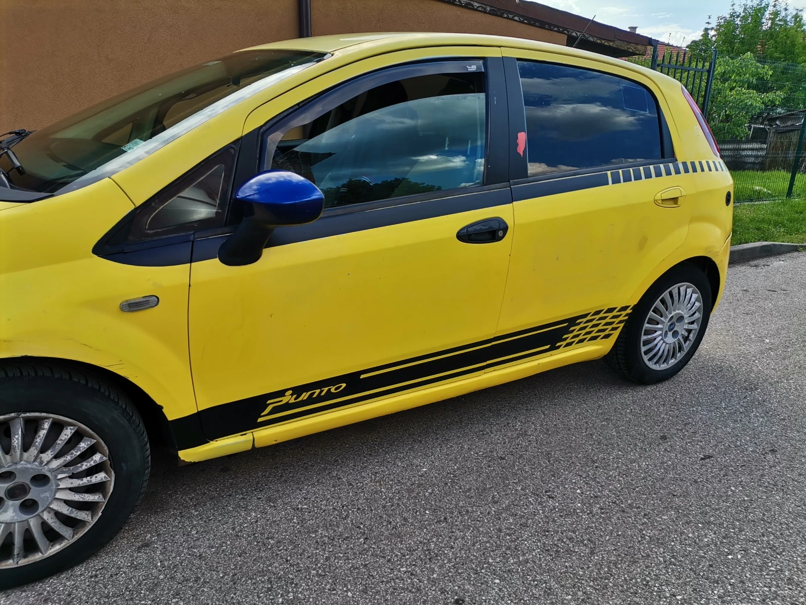 Fiat Punto Grande punto, снимка 8 - Автомобили и джипове - 54672085