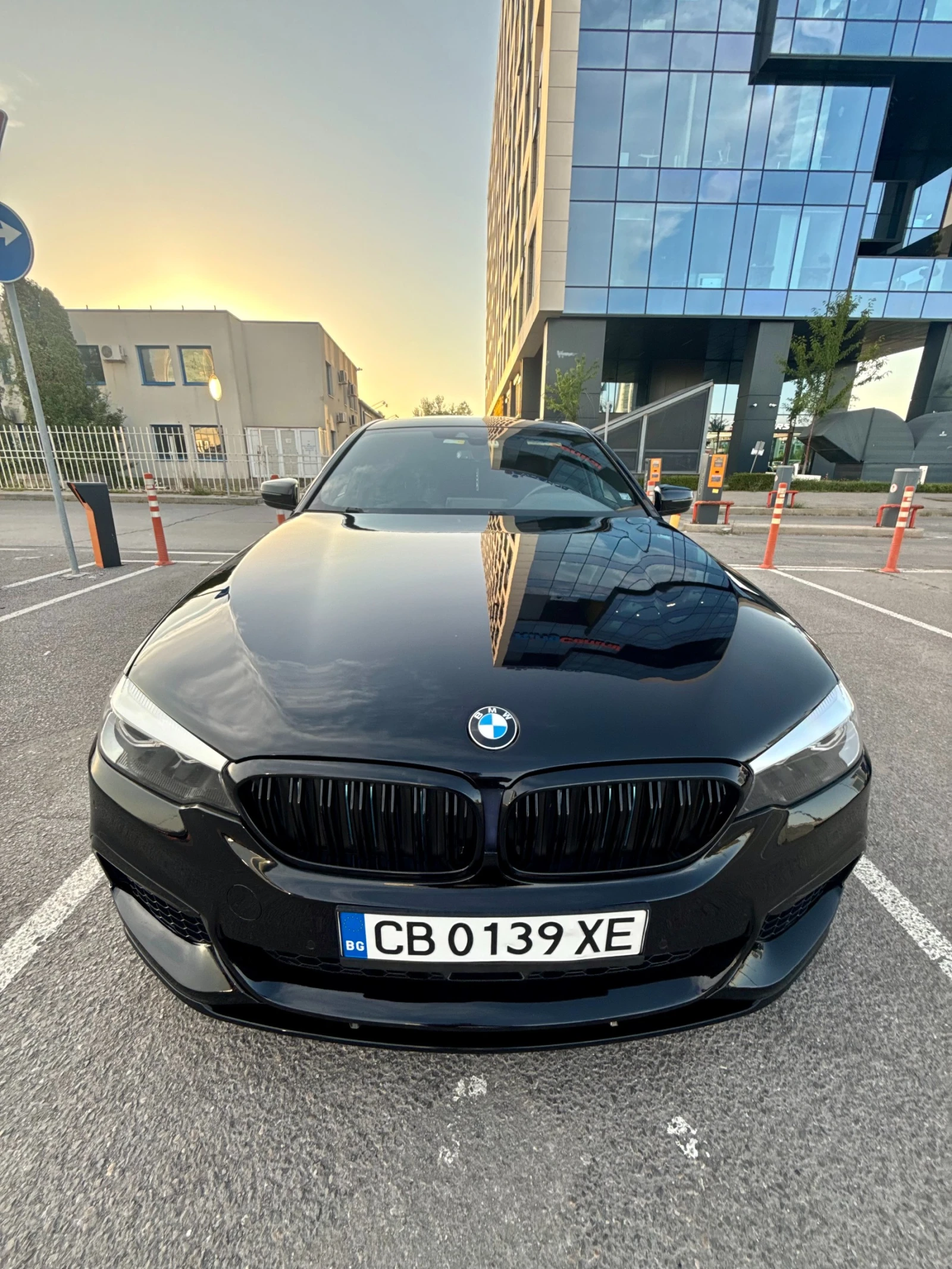 BMW 530E xDrive IPerformance, снимка 8 - Автомобили и джипове - 55100984
