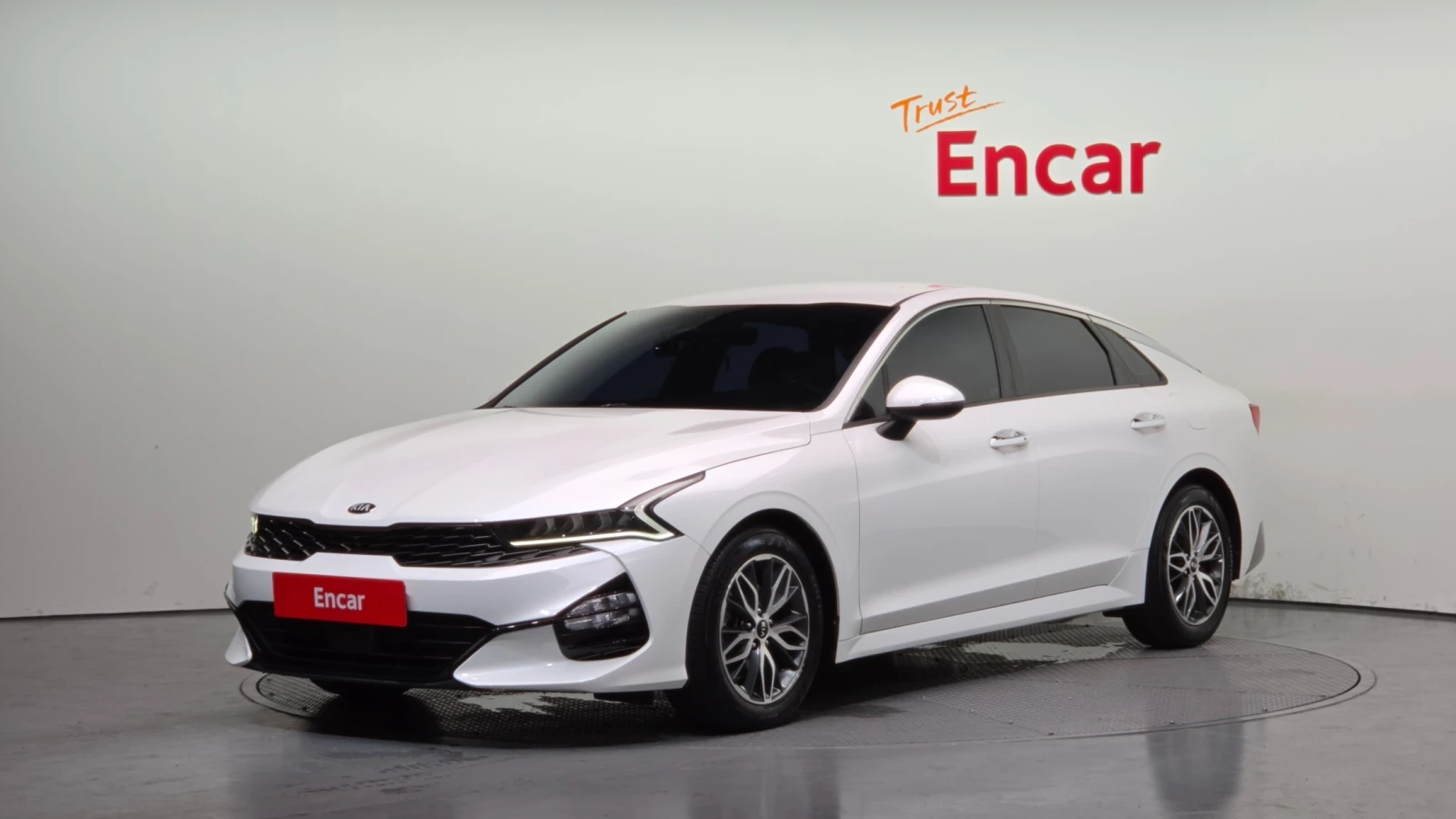 Kia K5 PRESTIGE 2.0* ПОДГРЕВ СЕДАЛКИ/ВОЛАН* hellascars.bg