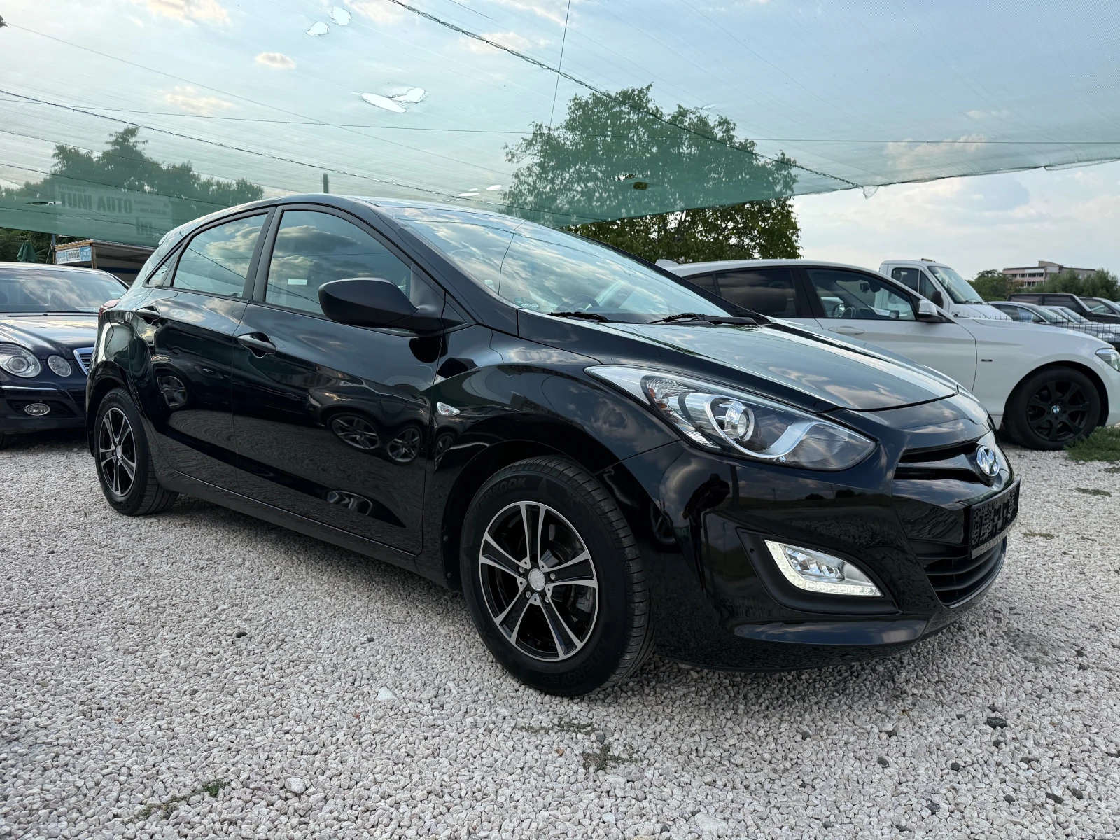 Hyundai I30 1.4i, 100kс, снимка 3 - Автомобили и джипове - 55589030