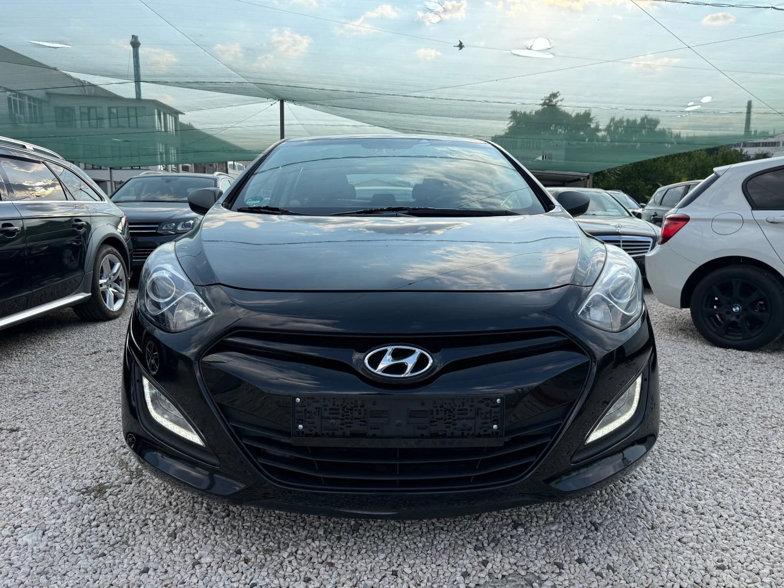 Hyundai I30 1.4i, 100kс, снимка 2 - Автомобили и джипове - 55589030