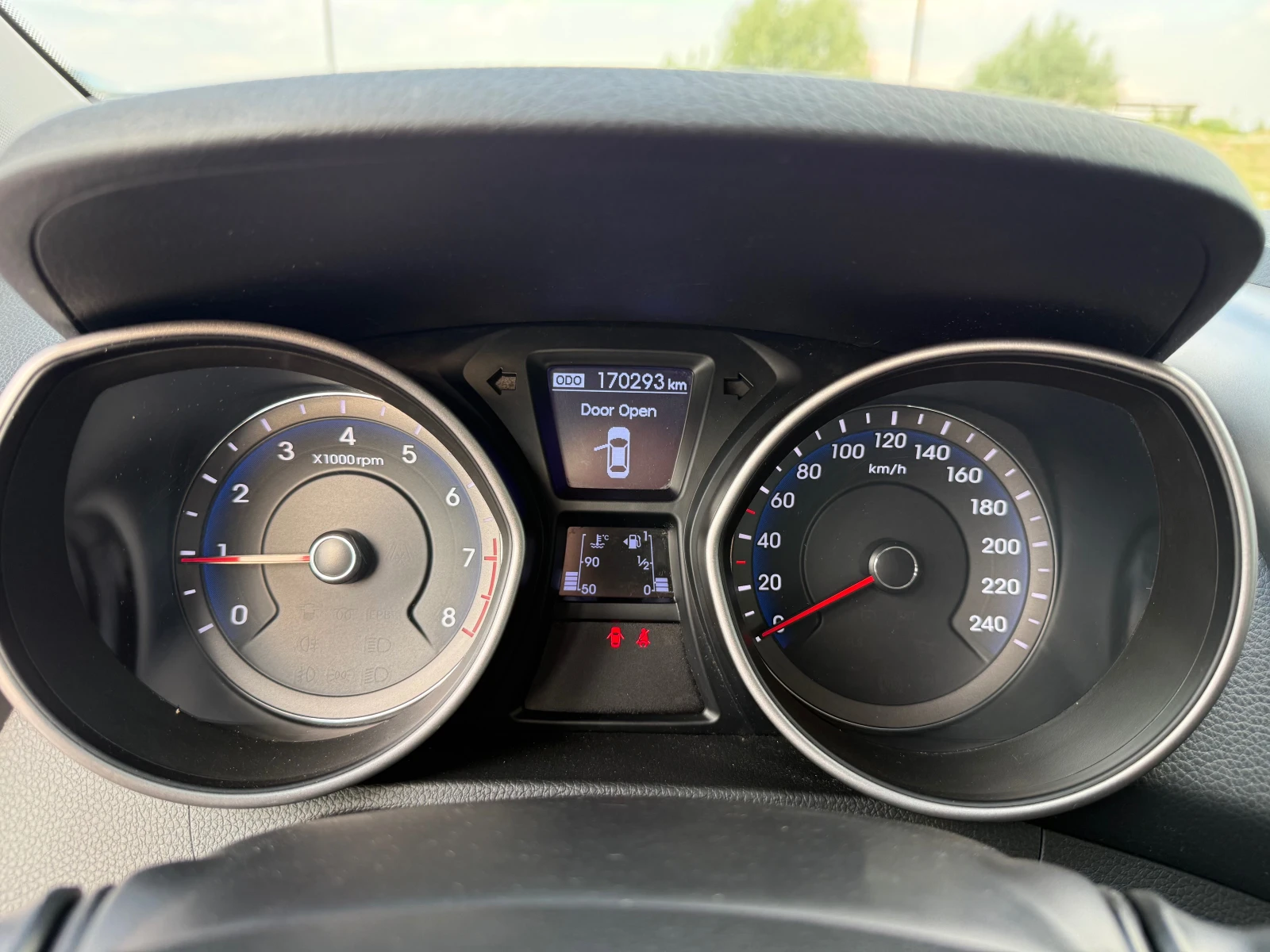 Hyundai I30 1.4i, 100kс, снимка 14 - Автомобили и джипове - 55589030