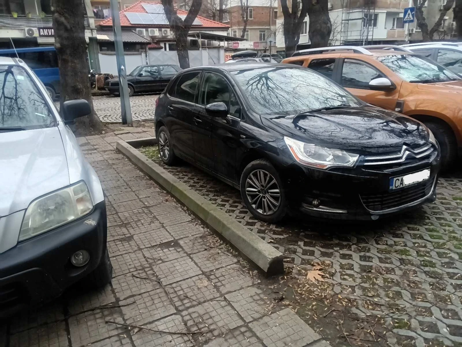 Citroen C4 1.6 HDI, Отличен, 123000км, серв.книжка, зимни гум, снимка 5 - Автомобили и джипове - 55792447