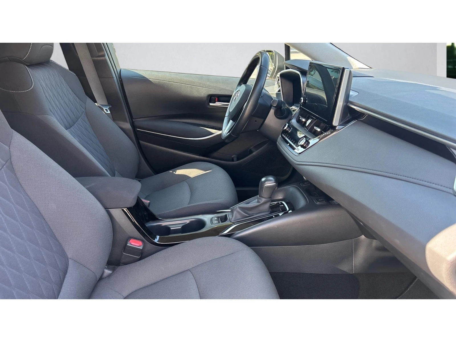 Toyota Corolla 1.5, Месечна вноска от 200  , снимка 6 - Автомобили и джипове - 55976111