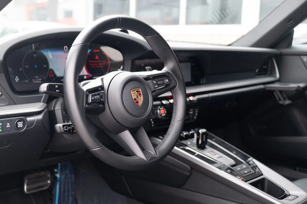 Porsche 911 CARRERA* CABRIO* CHRONO* ОБДУХВАНЕ* 360* КРАЙНА ЦЕ, снимка 6 - Автомобили и джипове - 55979338
