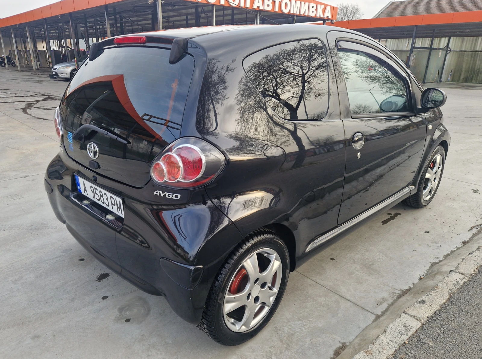 Toyota Aygo, снимка 3 - Автомобили и джипове - 56361415