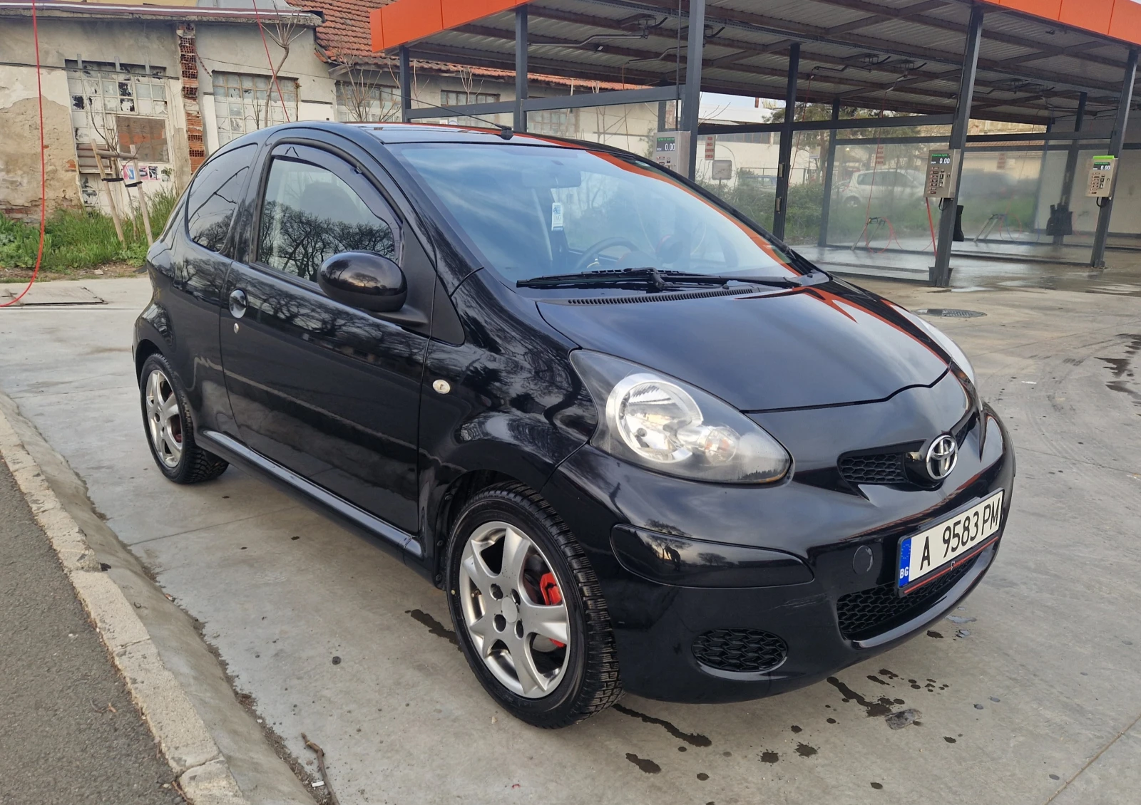 Toyota Aygo, снимка 2 - Автомобили и джипове - 56361415
