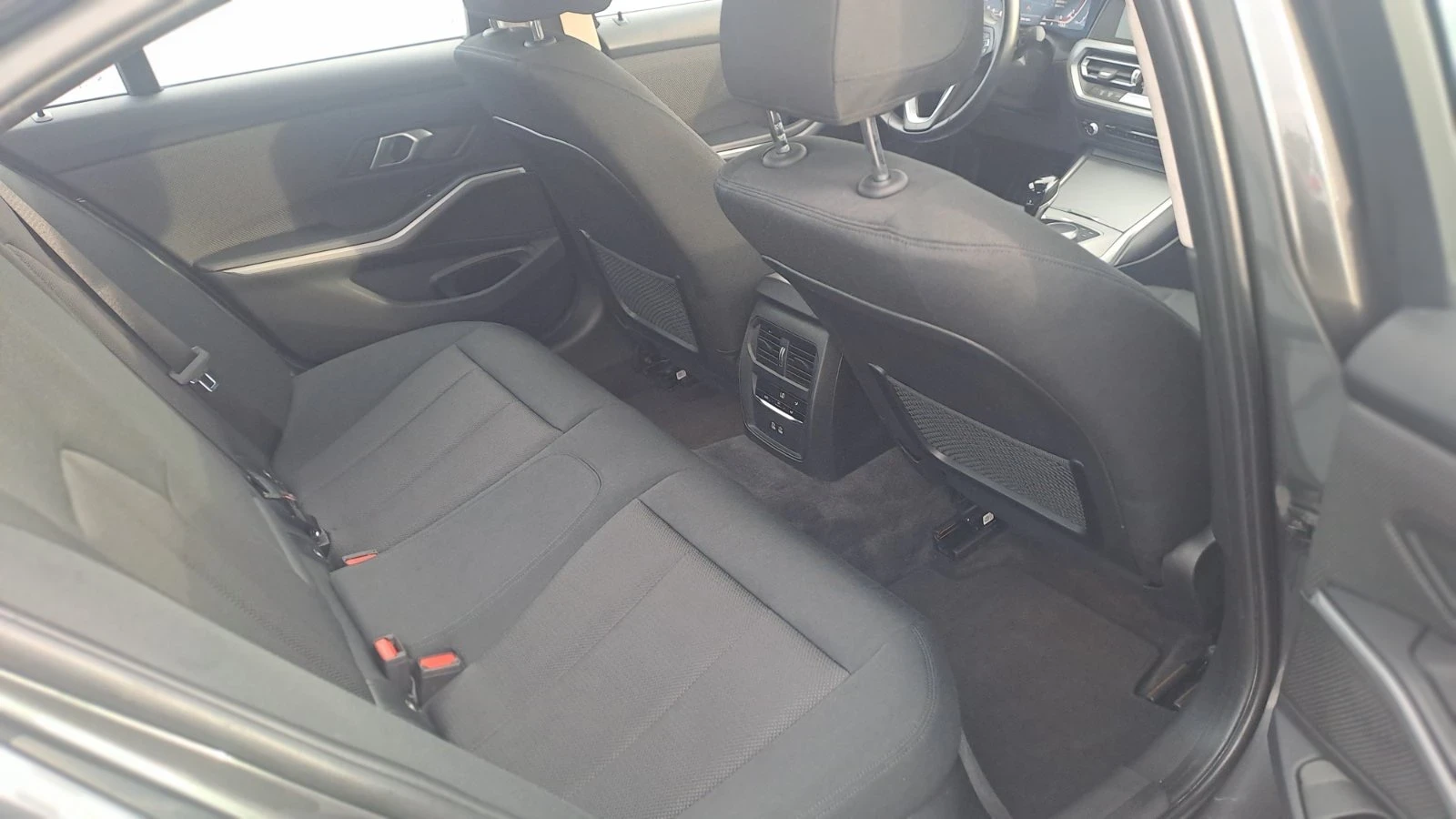 BMW 320, снимка 11 - Автомобили и джипове - 56524655