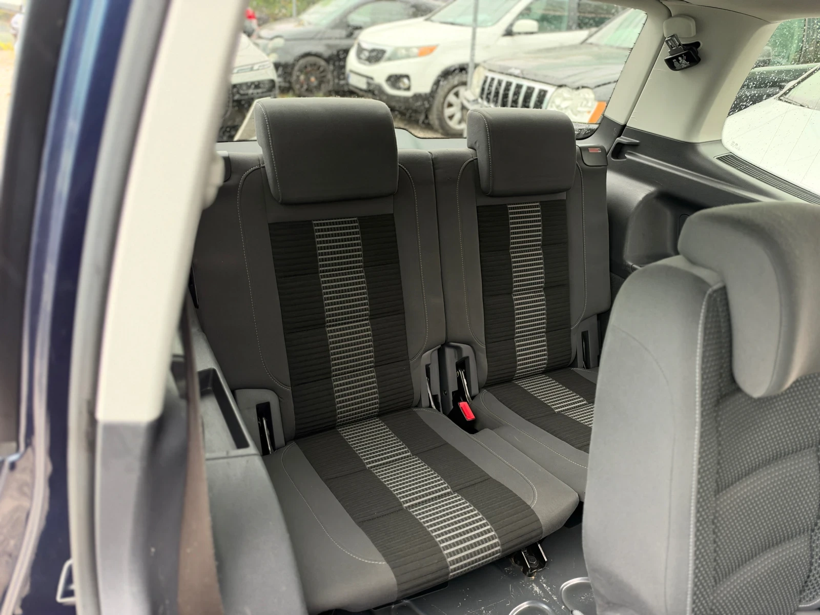 VW Touran 2.0TDI 140HP 7-����� ������!! | Mobile.bg � ����������� 9