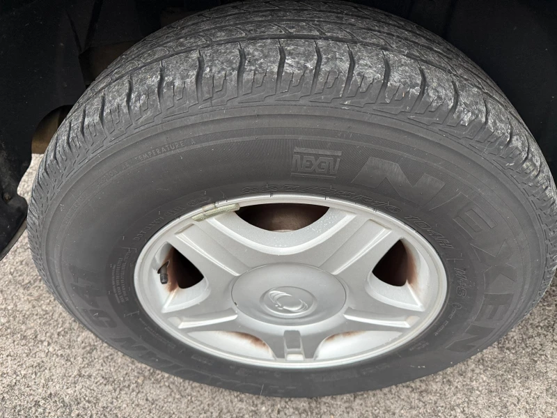 SsangYong Kyron 2.0 На части , снимка 8 - Автомобили и джипове - 49258425