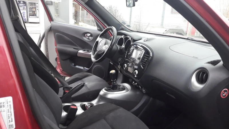 Nissan Juke, снимка 7 - Автомобили и джипове - 49455543