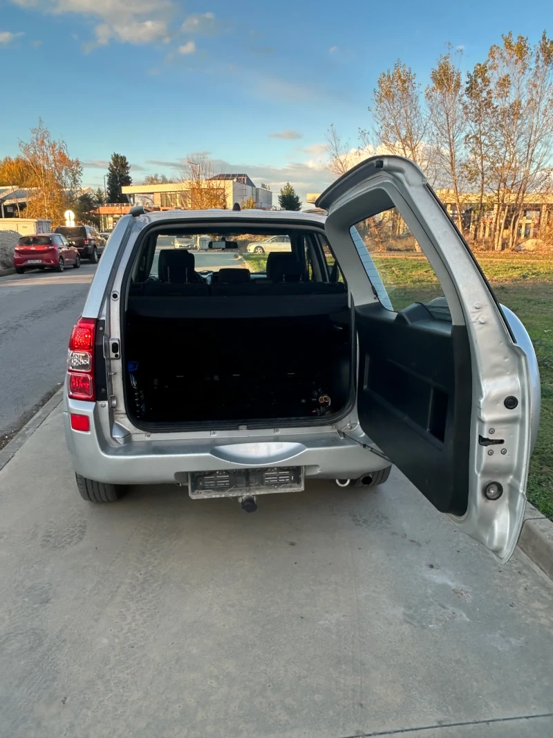 Suzuki Grand vitara 1.9DDiS, снимка 12 - Автомобили и джипове - 52679298