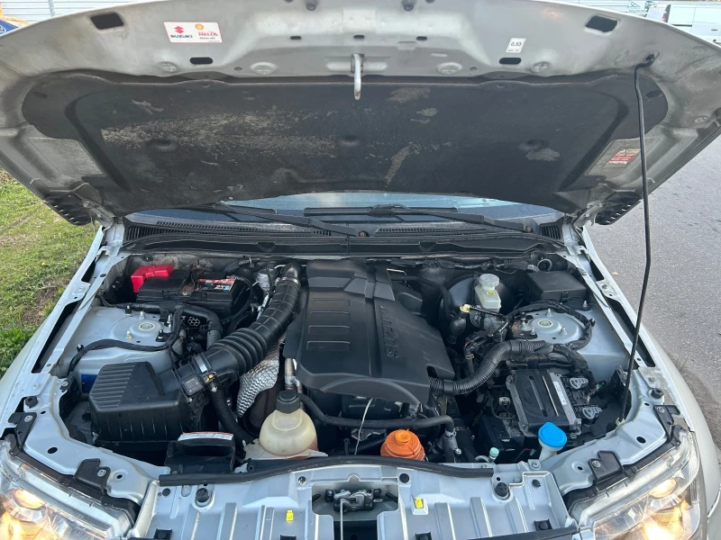 Suzuki Grand vitara 1.9DDiS, снимка 13 - Автомобили и джипове - 52679298