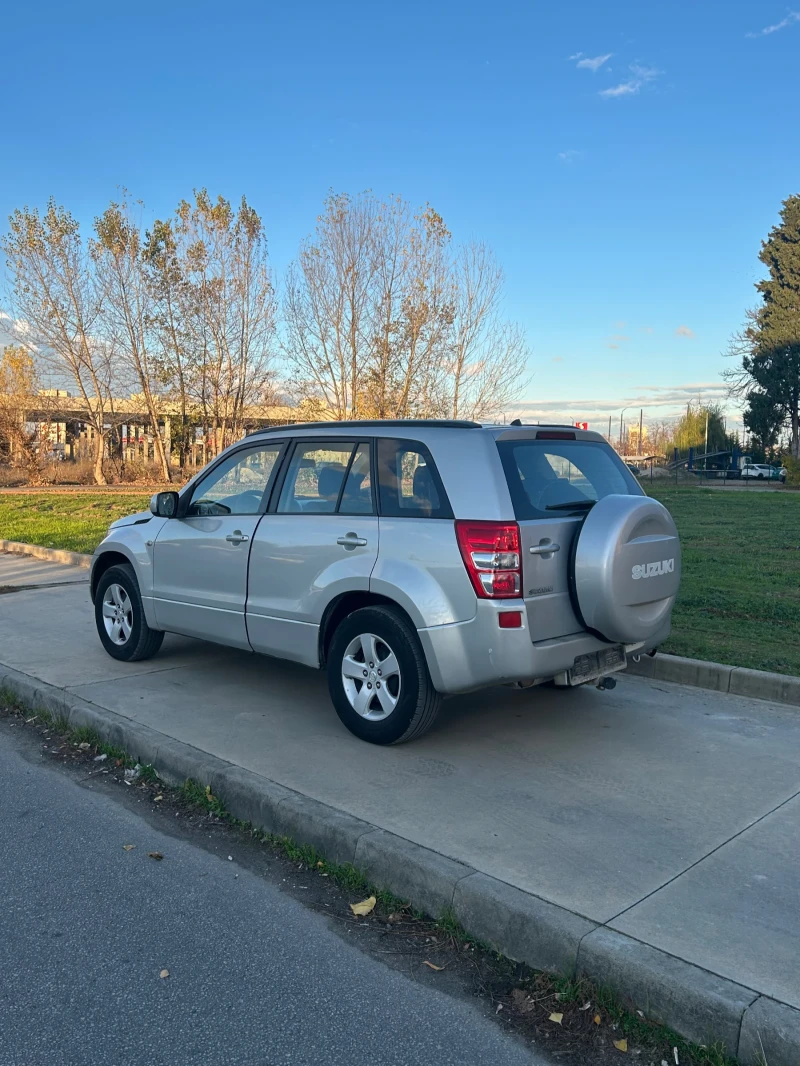 Suzuki Grand vitara 1.9DDiS, снимка 4 - Автомобили и джипове - 52679298