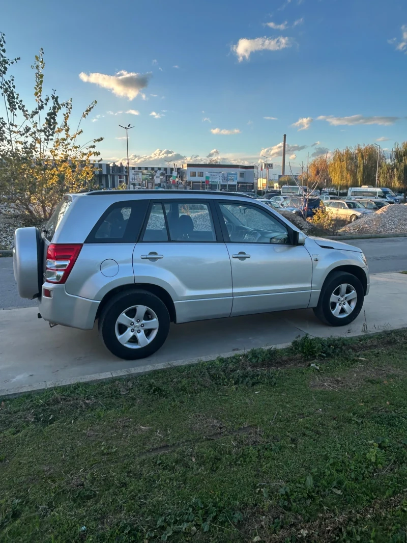 Suzuki Grand vitara 1.9DDiS, снимка 7 - Автомобили и джипове - 52679298