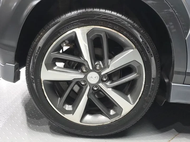 Hyundai Kona 1.6 TURBO 2WD FLUX PREMIUM SPECIAL, снимка 9 - Автомобили и джипове - 55299324