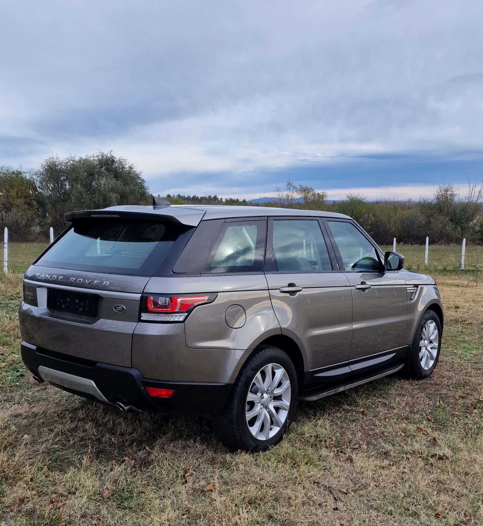 Land Rover Range Rover Sport HSE - изображение 4