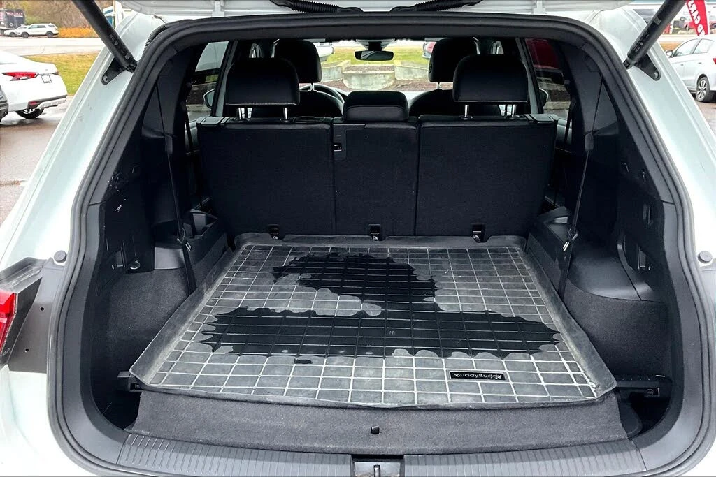 VW Tiguan R-LINE 4MOTION* ПОДГРЕВ* КАМЕРА* ПАНОРАМА* МЪРТВА  - изображение 7