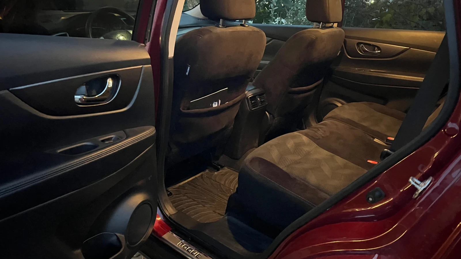 Nissan Rogue 2.5 4�4 | Mobile.bg � ����������� 14