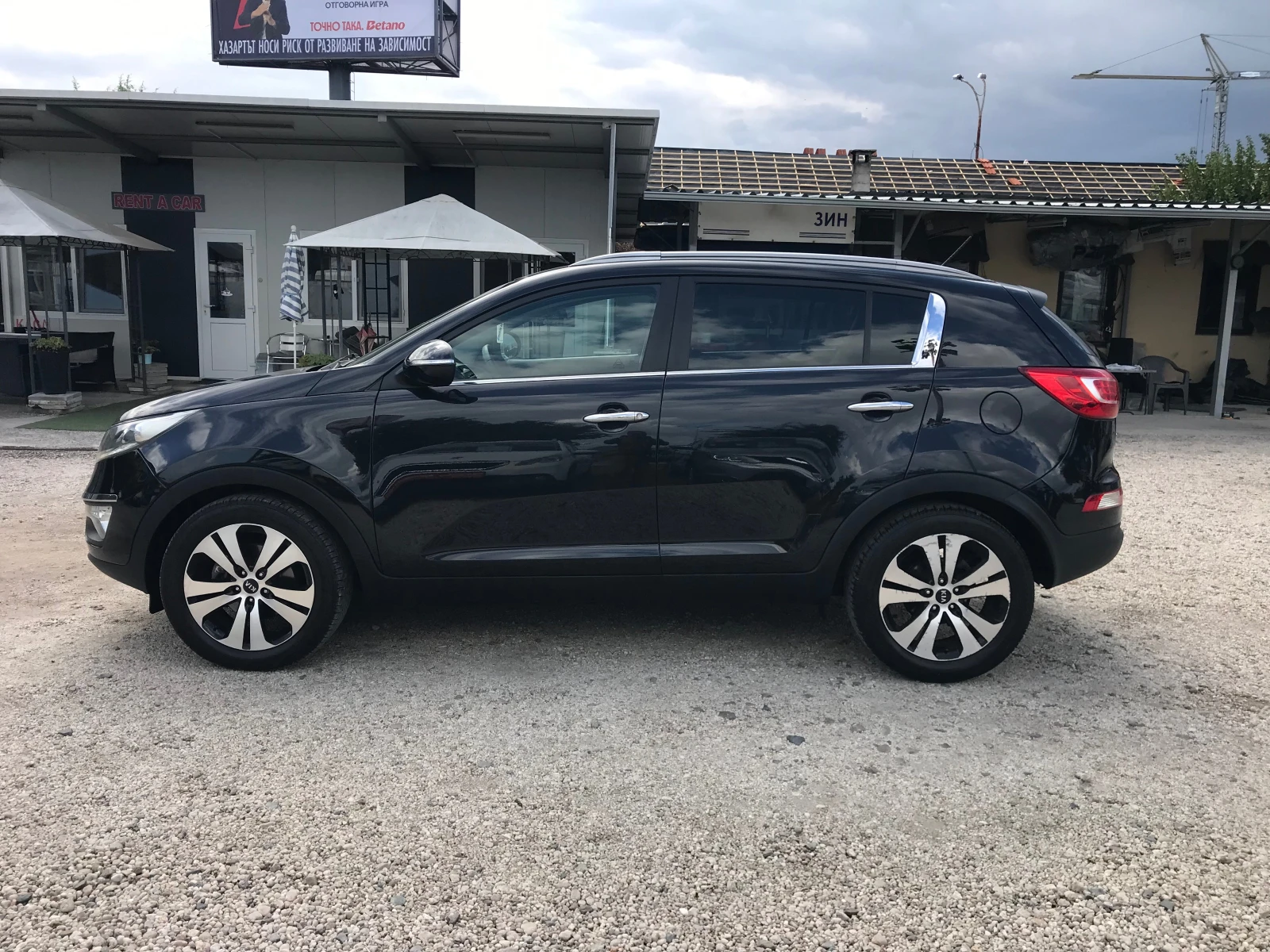 Kia Sportage 1.7crdi-116kc.-6ck., снимка 4 - Автомобили и джипове - 53180144