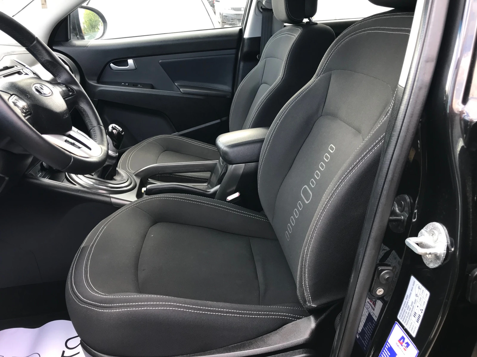 Kia Sportage 1.7crdi-116kc.-6ck., снимка 9 - Автомобили и джипове - 53180144