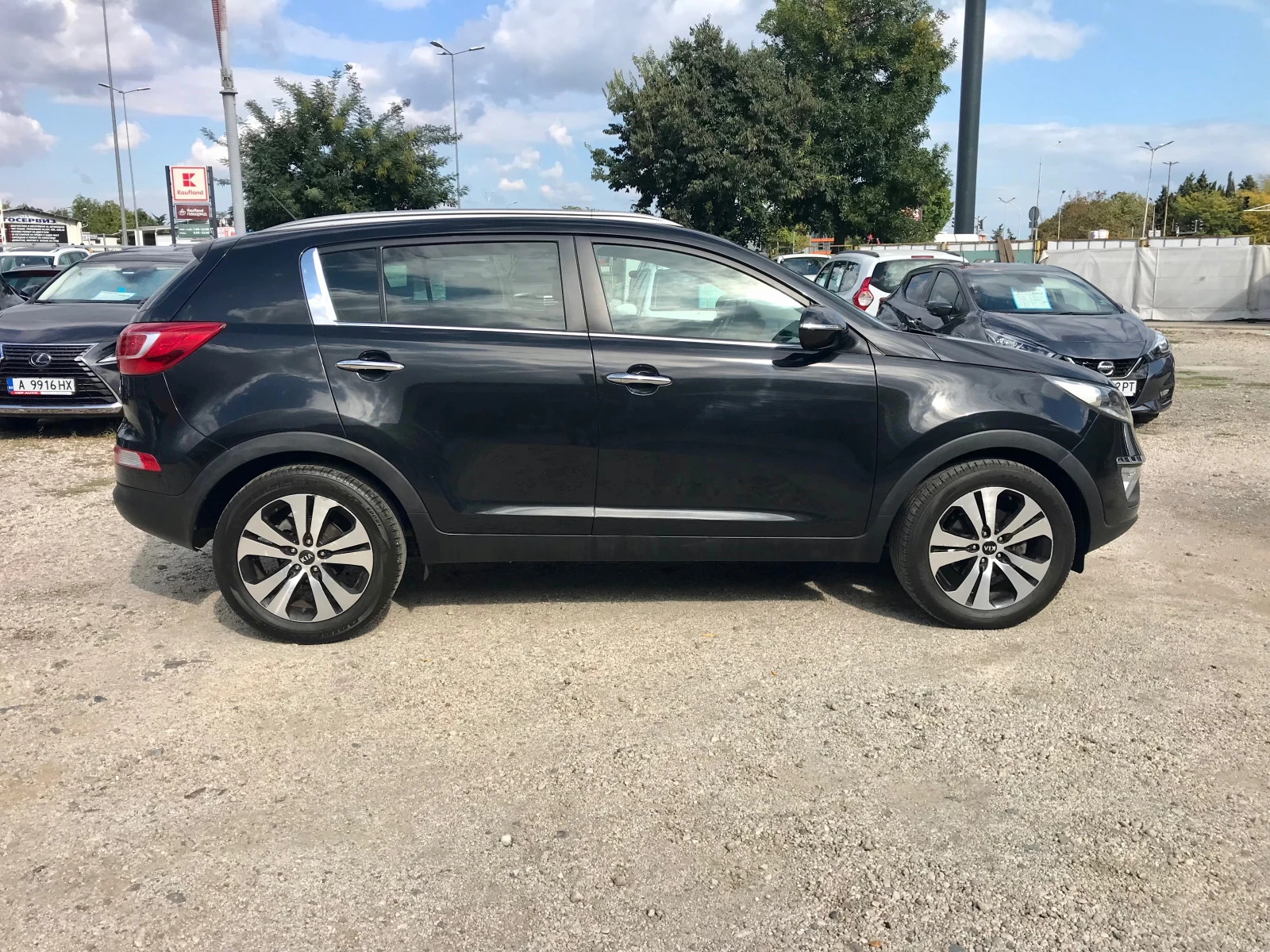 Kia Sportage 1.7crdi-116kc.-6ck., снимка 8 - Автомобили и джипове - 53180144