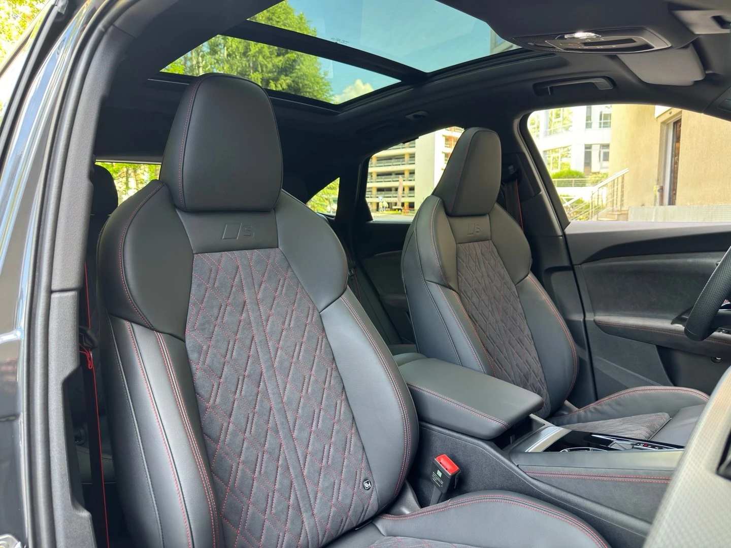 Audi SQ5, снимка 10 - Автомобили и джипове - 56269494