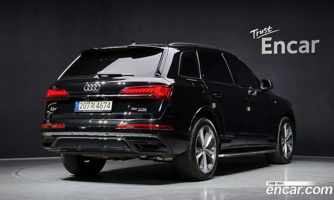 Audi Q7 55 TFSI DISTRONIC| MATRIX| B&O| ПАНО| ОБДУХ, снимка 3 - Автомобили и джипове - 55219333