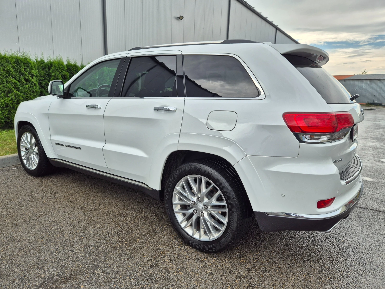 Jeep Grand cherokee 3.0d Summit 2017г.157х.км. Швейцария , снимка 8 - Автомобили и джипове - 55265186