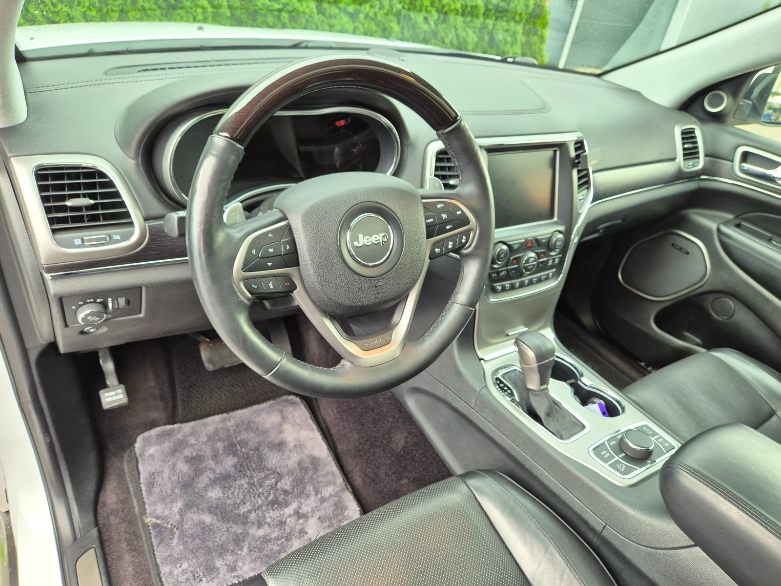 Jeep Grand cherokee 3.0d Summit 2017г.157х.км. Швейцария , снимка 13 - Автомобили и джипове - 55265186