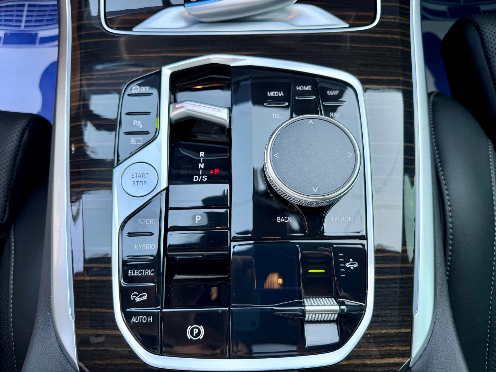 BMW X5 Me50 xdrive 30000km!!!, снимка 13 - Автомобили и джипове - 55624866